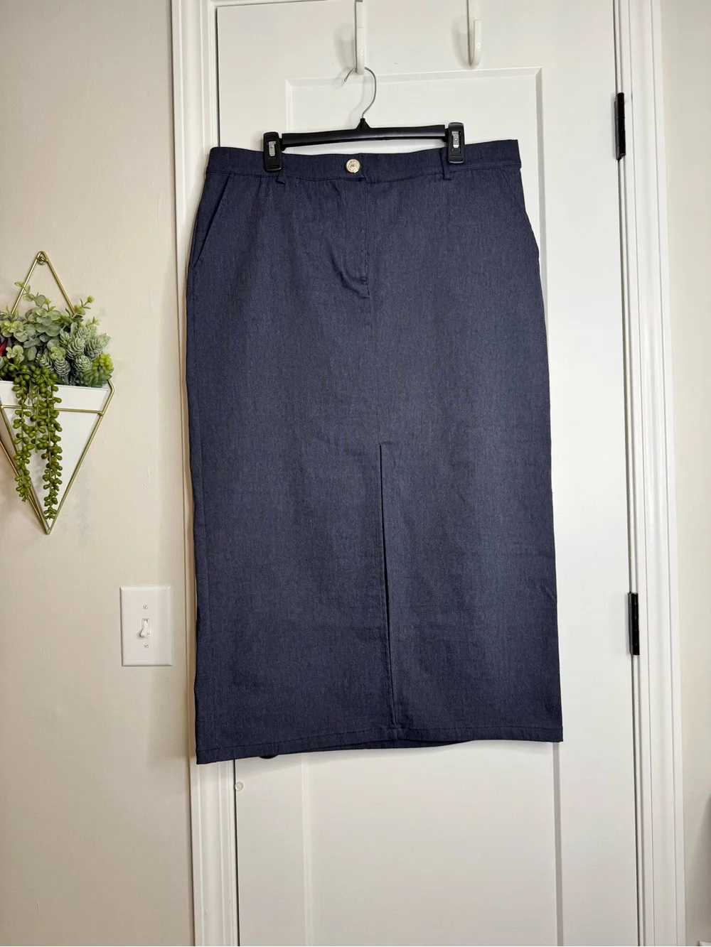 Nicole Miller Denim Look Pencil Skirt
